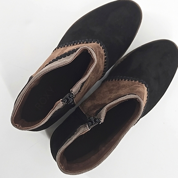 Roxy Women's Devlin Black & Brown Suede Patchwork Ankle Boots Booties size 9 - Picture 5 of 8